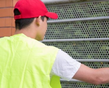Wejście pod kontrolą: jak wybrać domofon idealny do Twojego domu i stylu życia