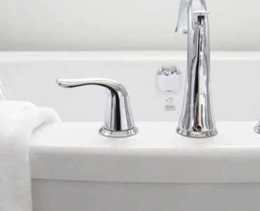 Zatkany kran? Odśwież perlator w baterii i odzyskaj mocny, równy strumień w 10 minut